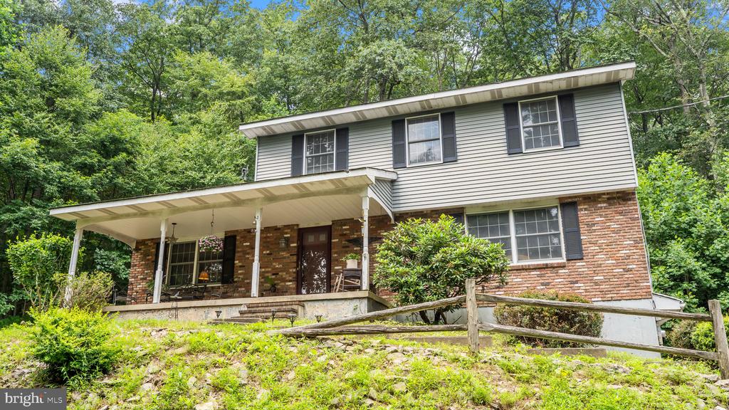 232 TURKEY HILL ROAD