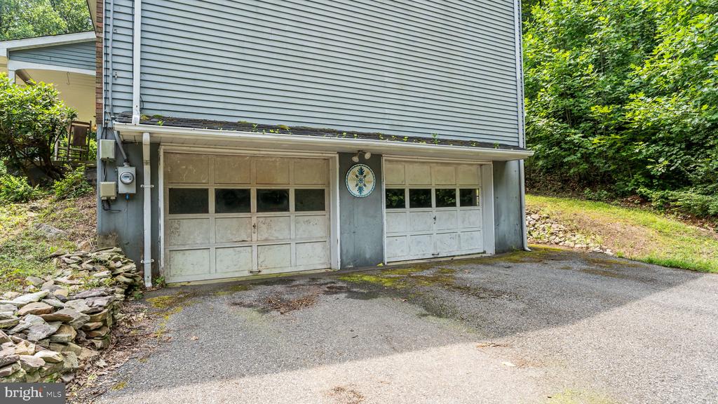 232 TURKEY HILL ROAD