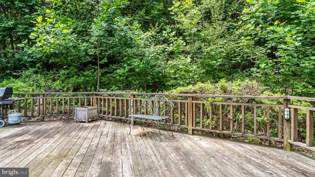 232 TURKEY HILL ROAD
