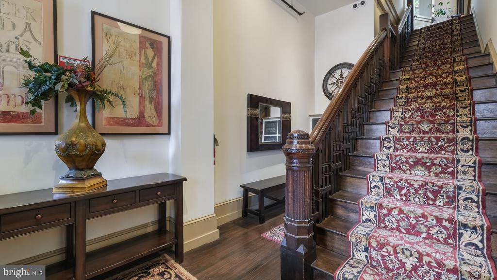 22 N MAIN STREET Unit: 3