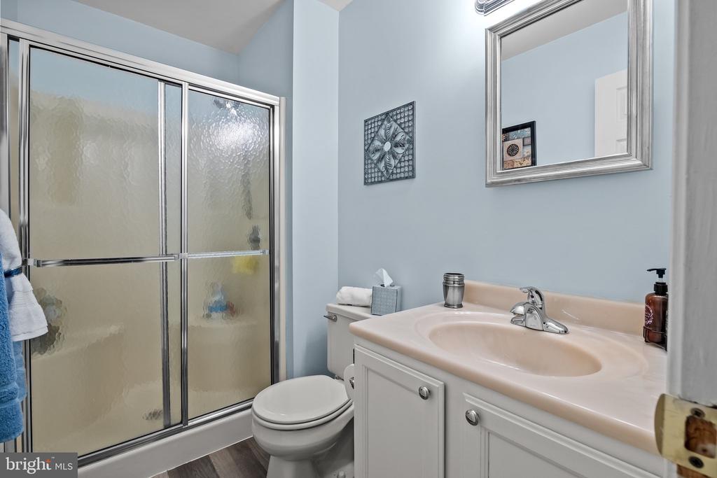 242 INVERNESS CIRCLE