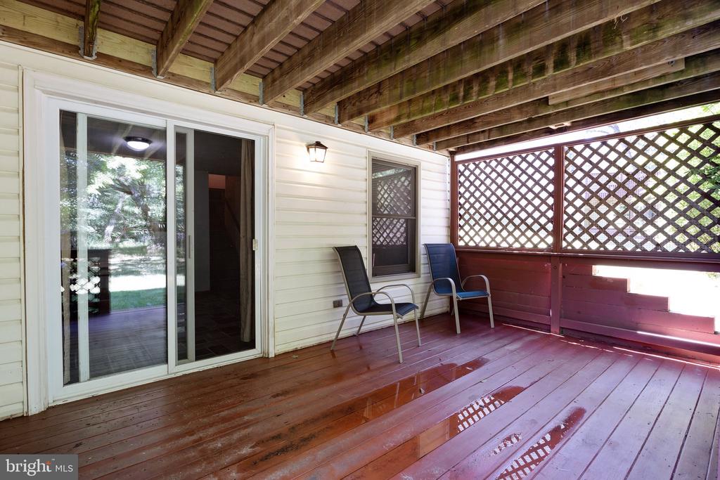 242 INVERNESS CIRCLE