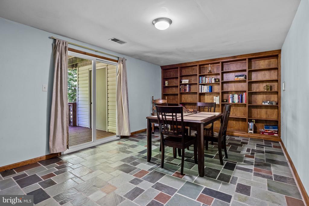 242 INVERNESS CIRCLE