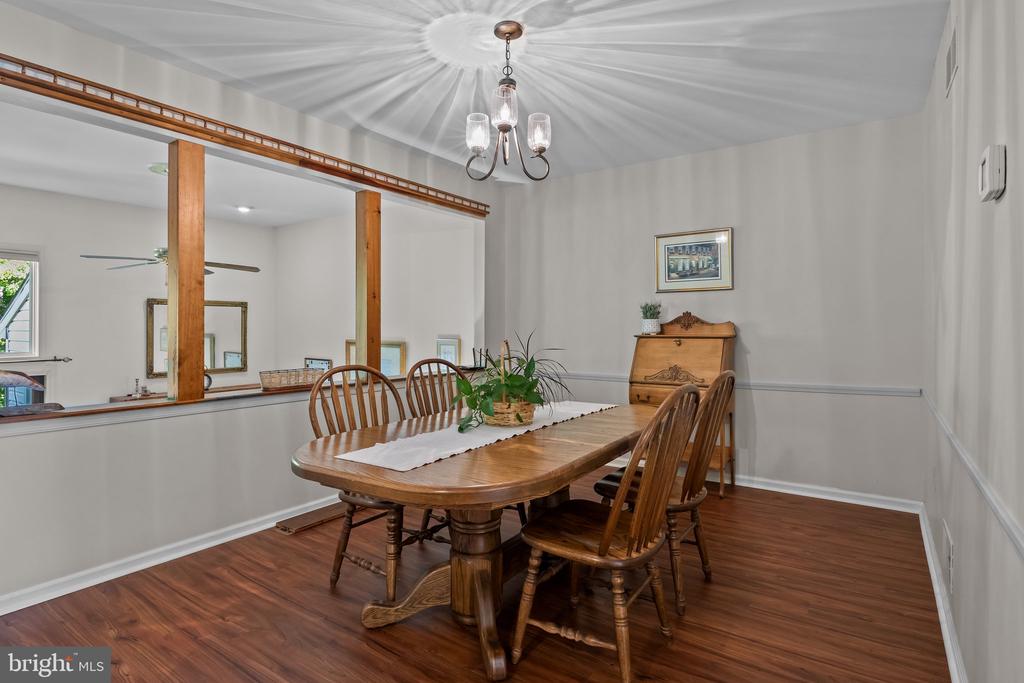 242 INVERNESS CIRCLE