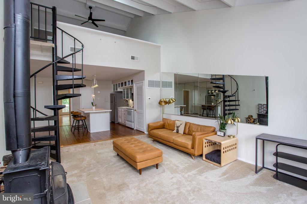 21 OSCAR HAMMERSTEIN WAY Unit: 21B