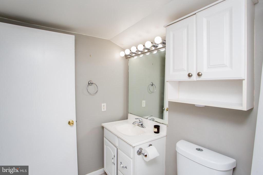 21 OSCAR HAMMERSTEIN WAY Unit: 21B
