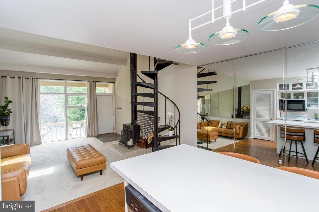 21 OSCAR HAMMERSTEIN WAY Unit: 21B