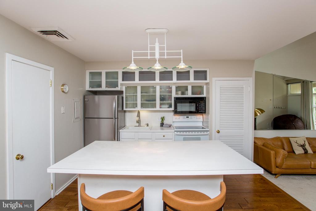 21 OSCAR HAMMERSTEIN WAY Unit: 21B