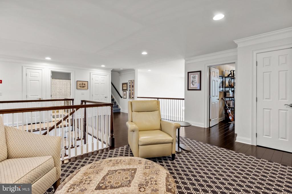 14 FRANKLIN CIRCLE