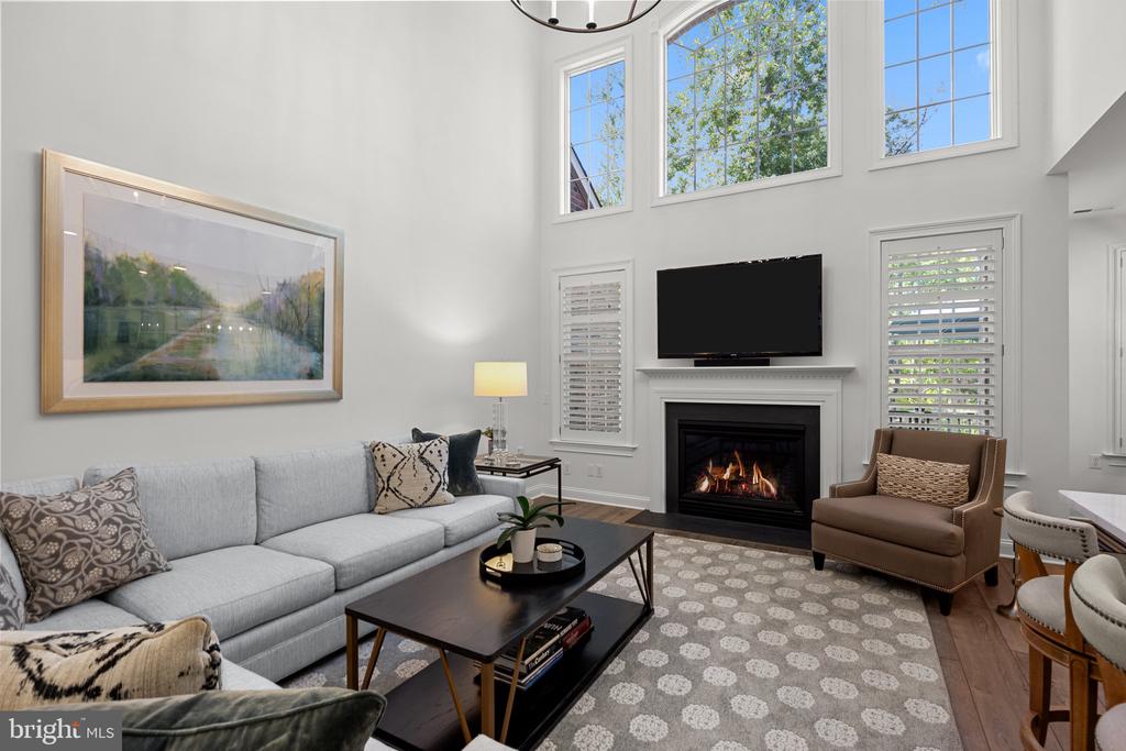 14 FRANKLIN CIRCLE