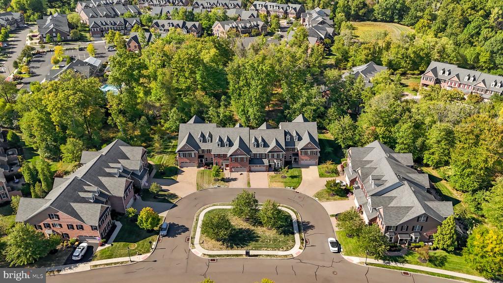 14 FRANKLIN CIRCLE