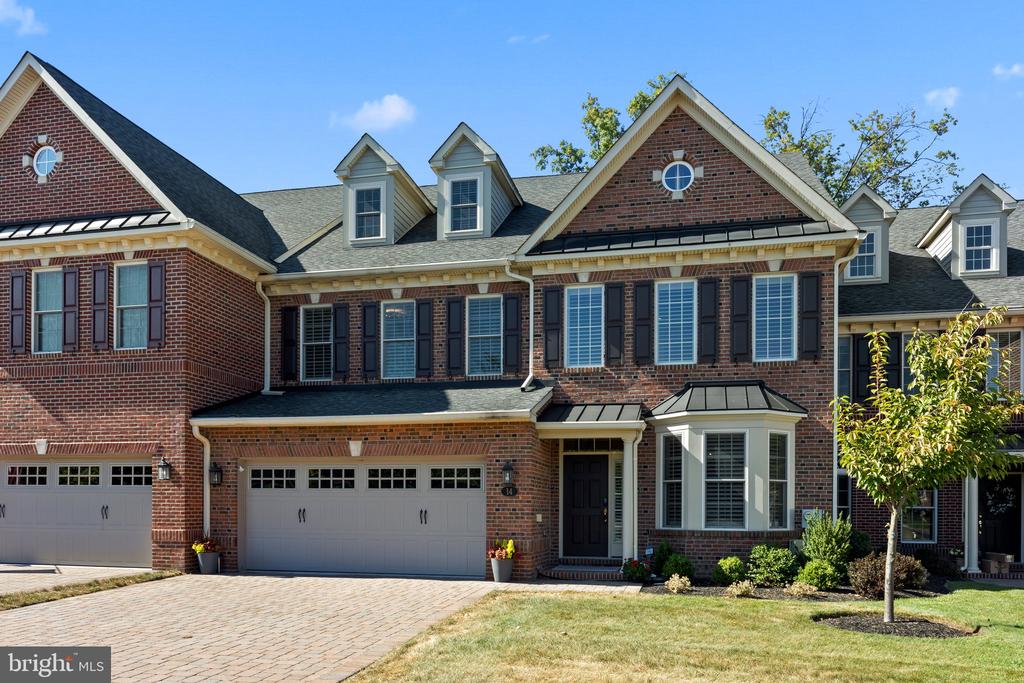 14 FRANKLIN CIRCLE