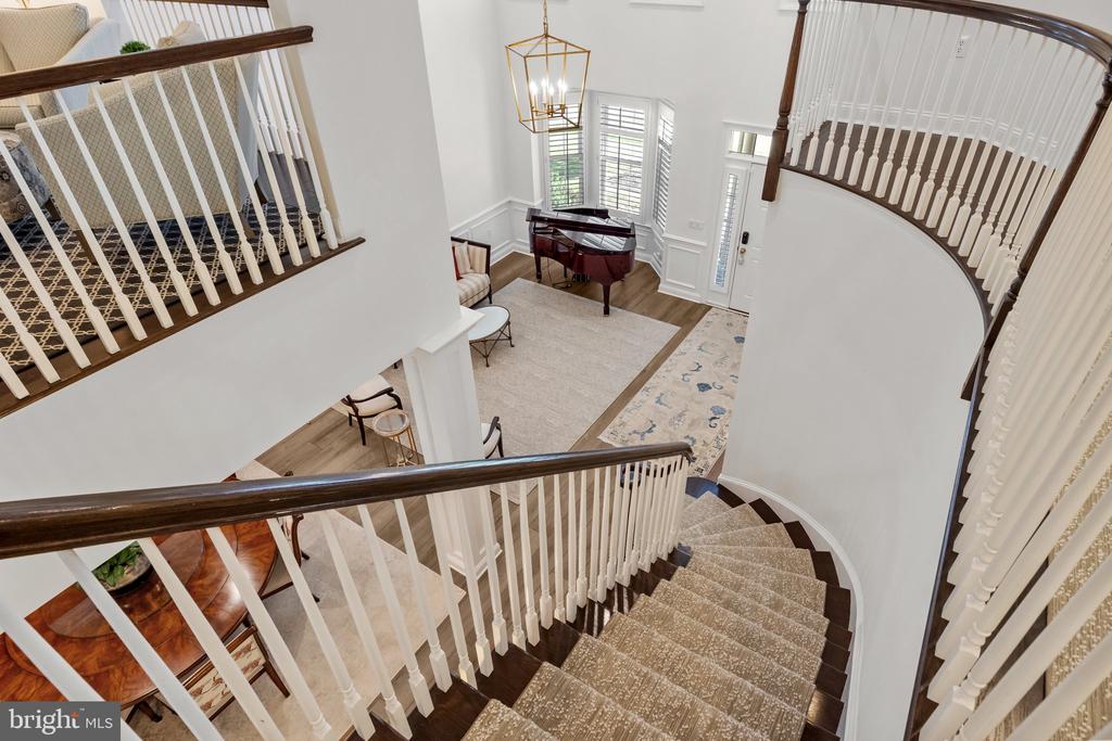 14 FRANKLIN CIRCLE