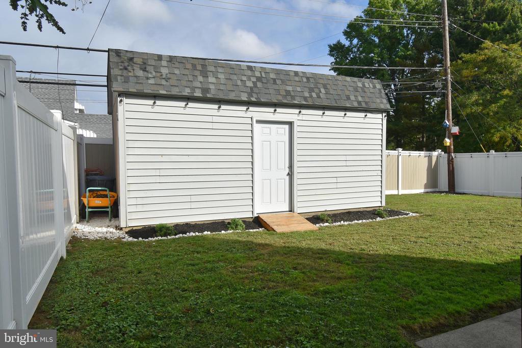 37 GOODROCK ROAD