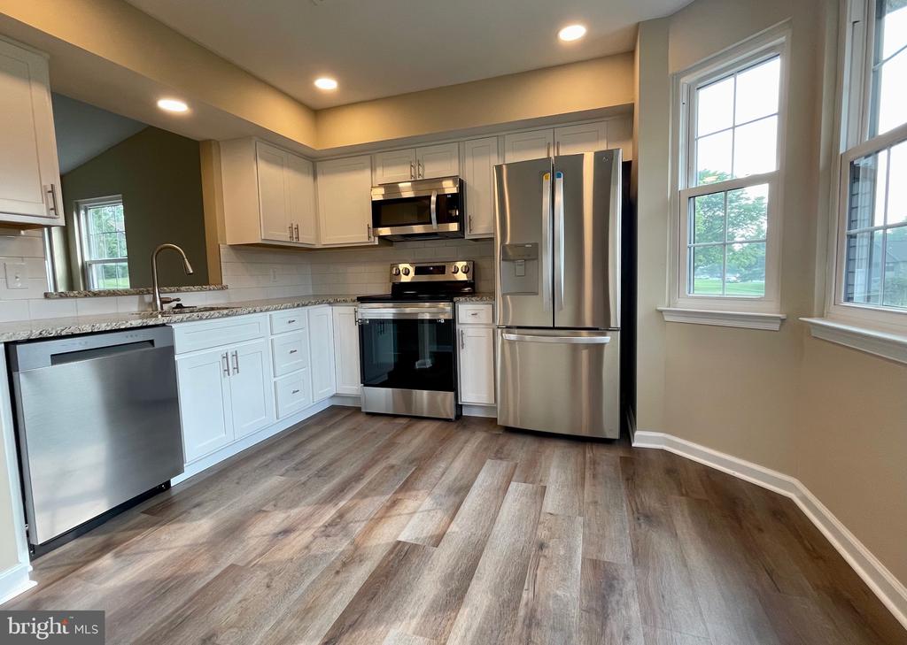 182 BASSWOOD COURT
