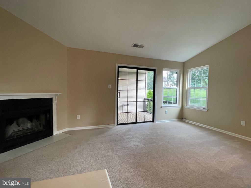 182 BASSWOOD COURT