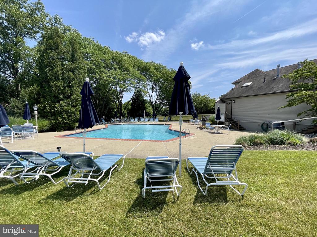 182 BASSWOOD COURT