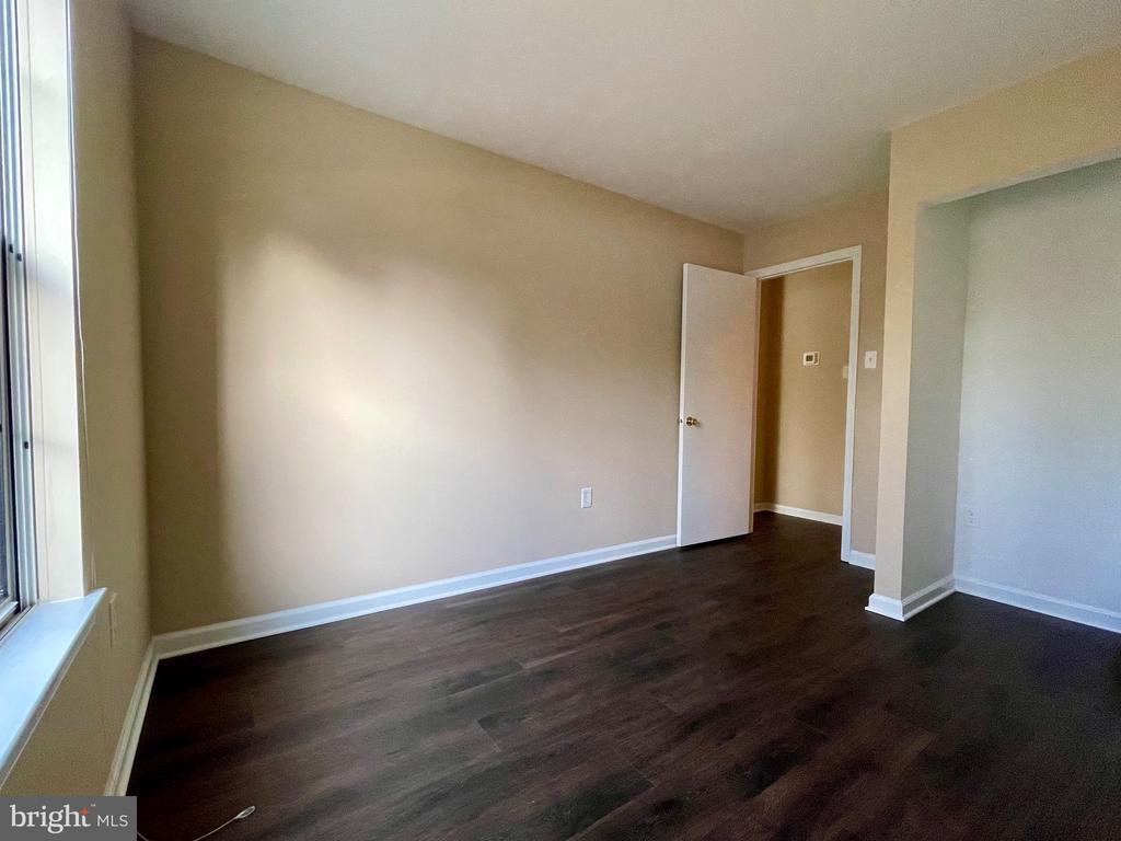 207 MEWS DRIVE Unit: 207