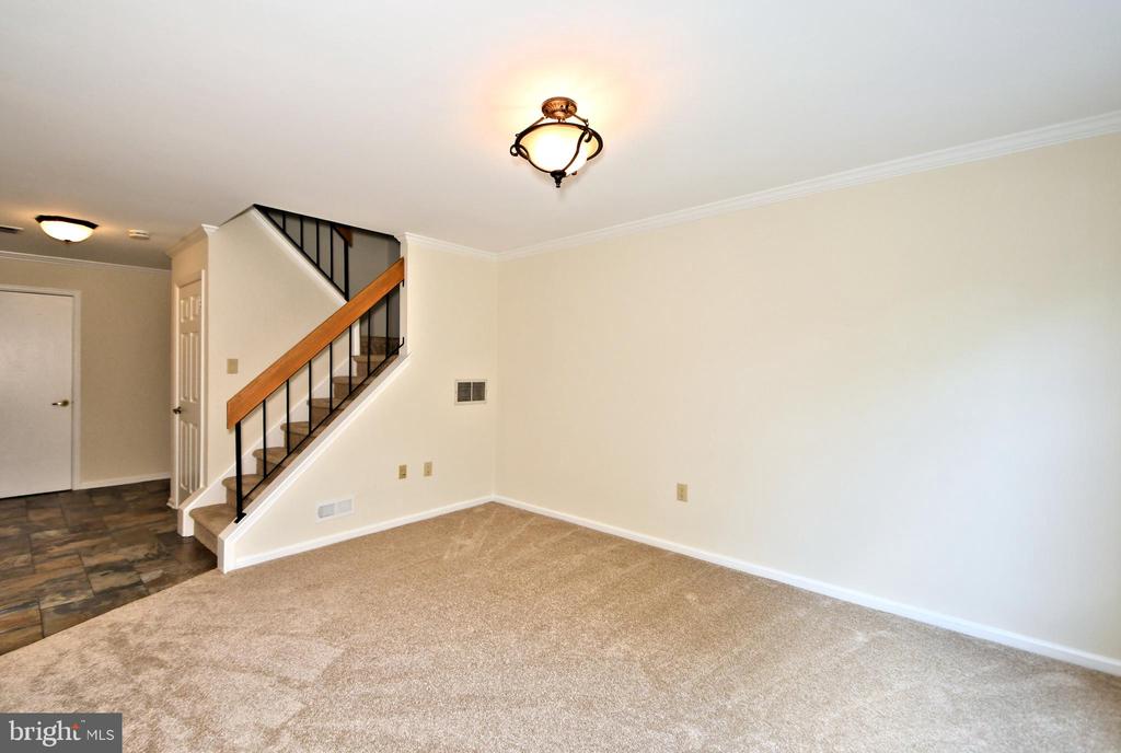 283 SEQUOIA DRIVE