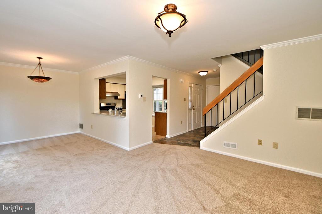 283 SEQUOIA DRIVE