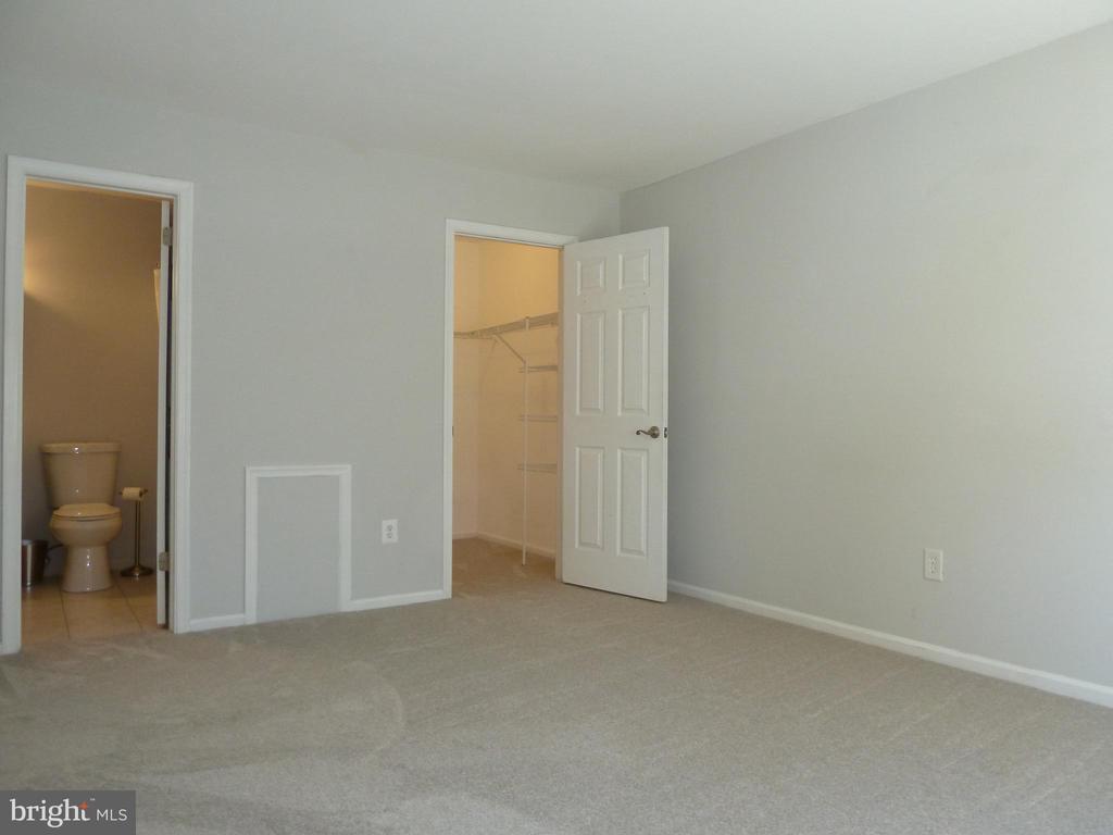 969 PATRICK PLACE