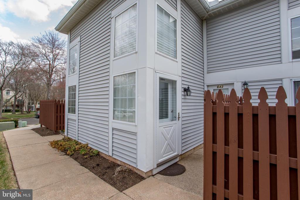 644 PATRICK PLACE