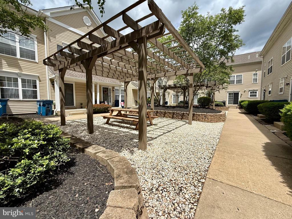 218 QUARTZ COURT Unit: 25