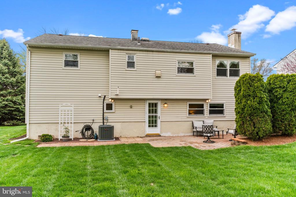 523 BYRON ROAD