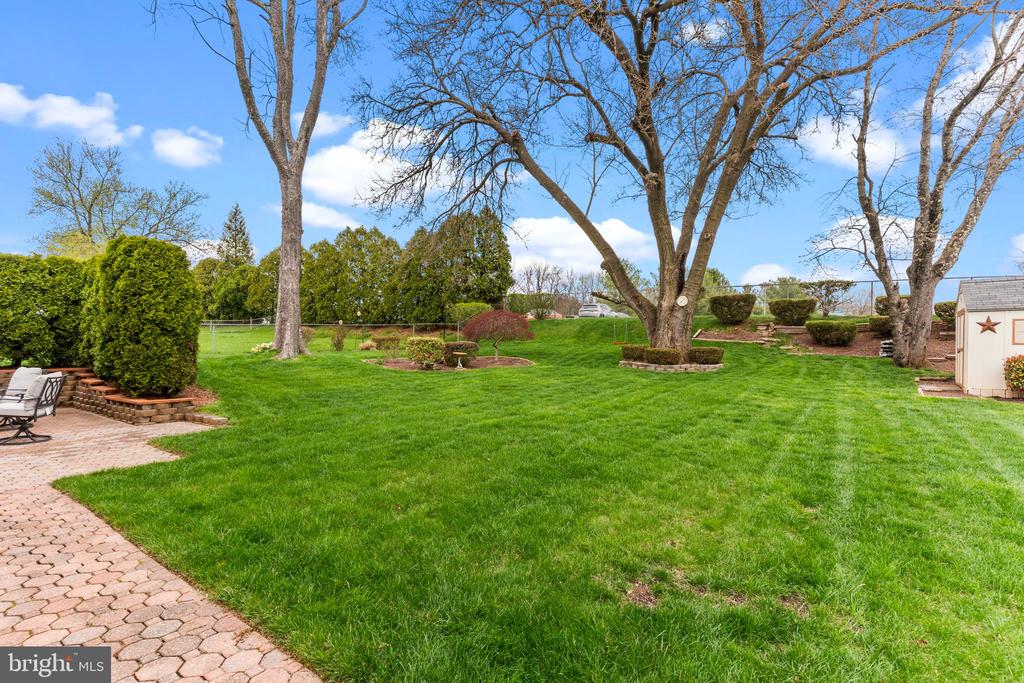 523 BYRON ROAD