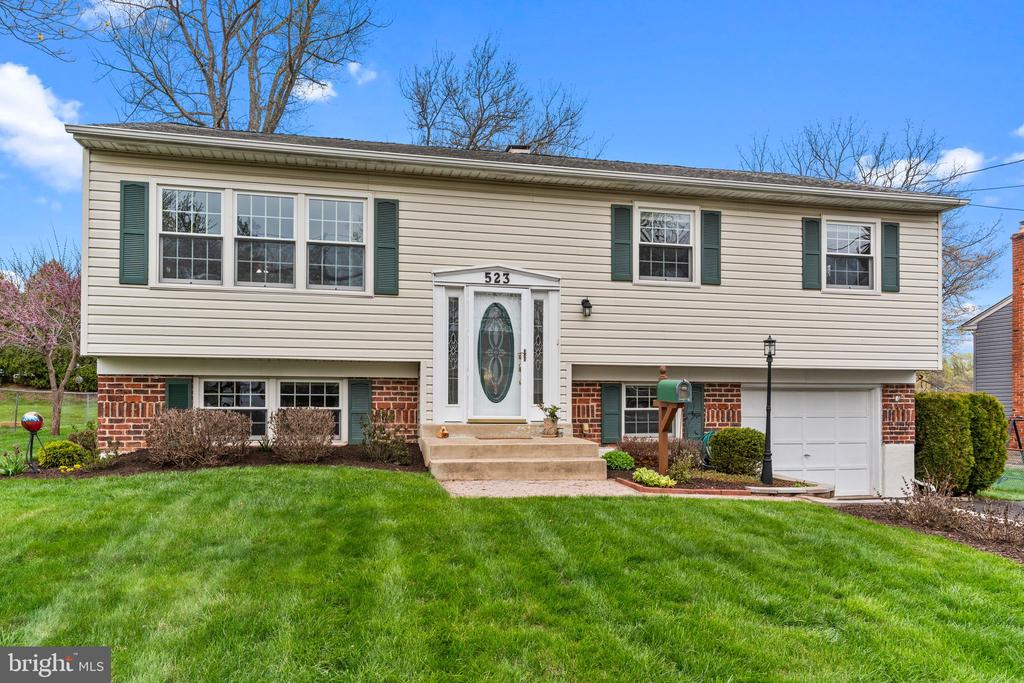 523 BYRON ROAD