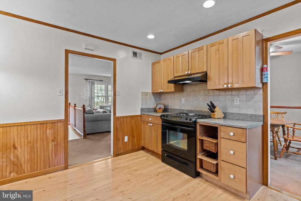 523 BYRON ROAD