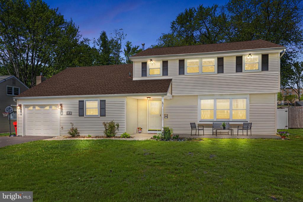 238 CENTENNIAL ROAD
