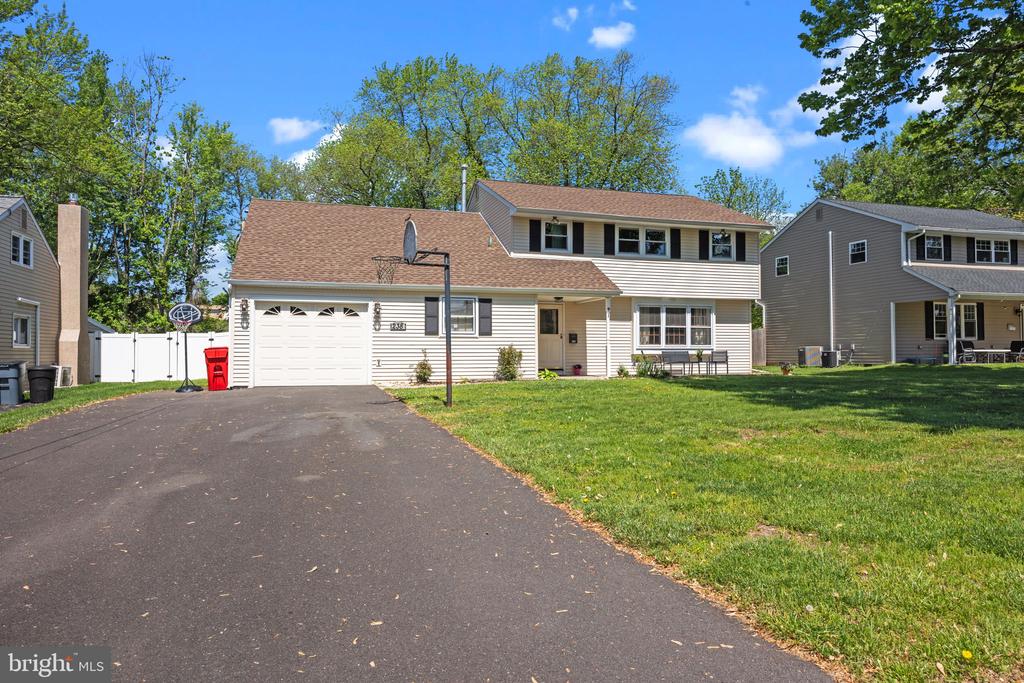 238 CENTENNIAL ROAD