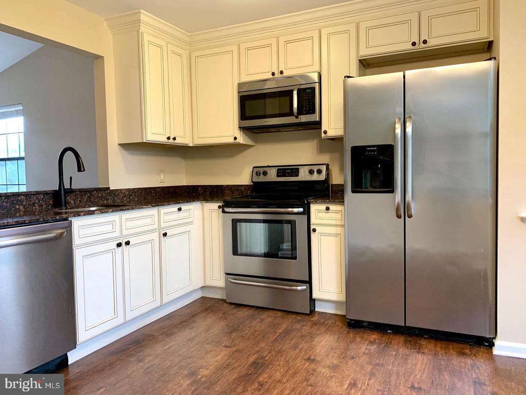 92 BASSWOOD COURT