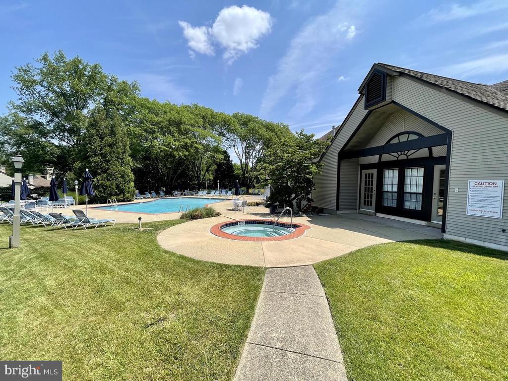 92 BASSWOOD COURT
