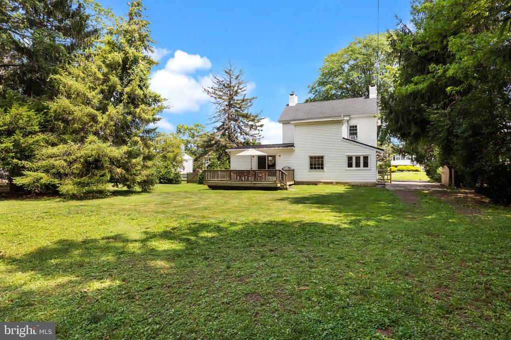 740 NEWTOWN ROAD