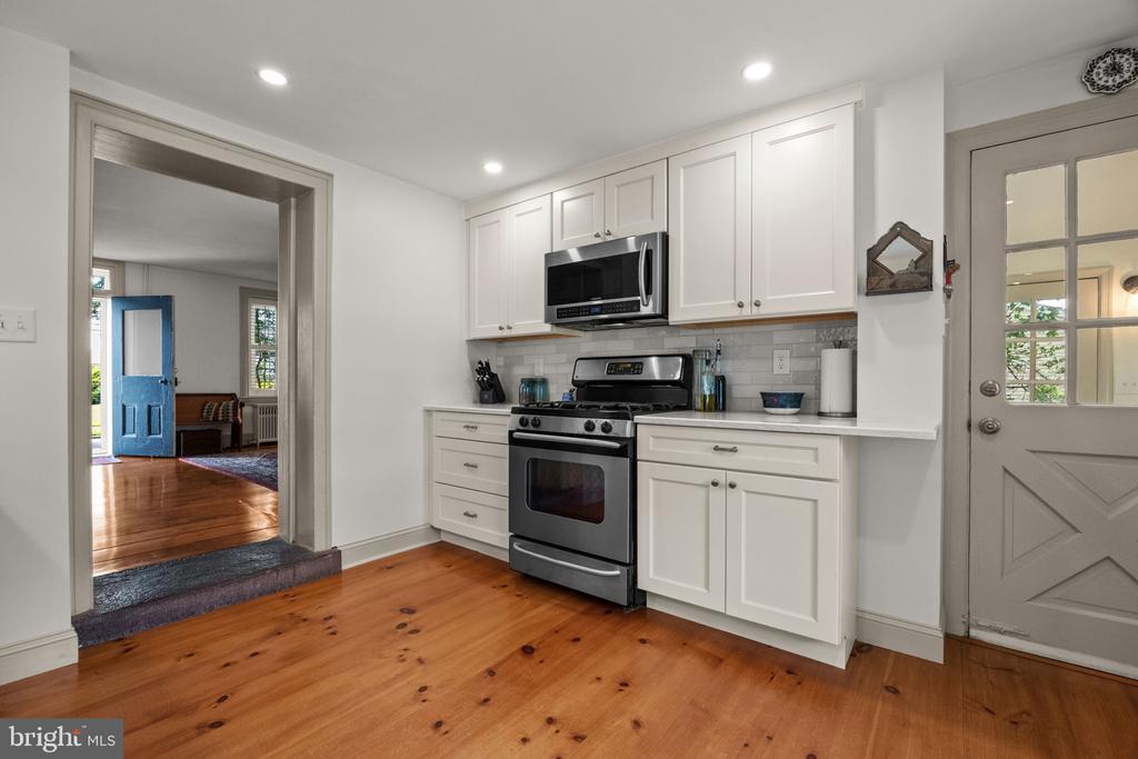 740 NEWTOWN ROAD