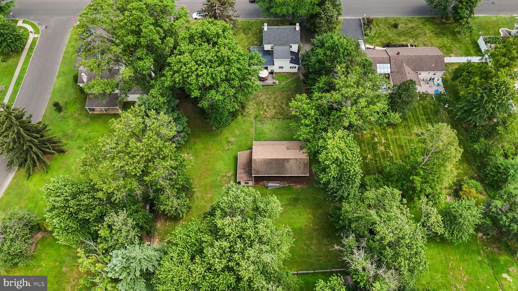 740 NEWTOWN ROAD