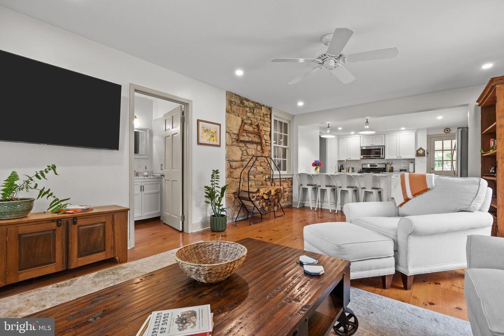 740 NEWTOWN ROAD