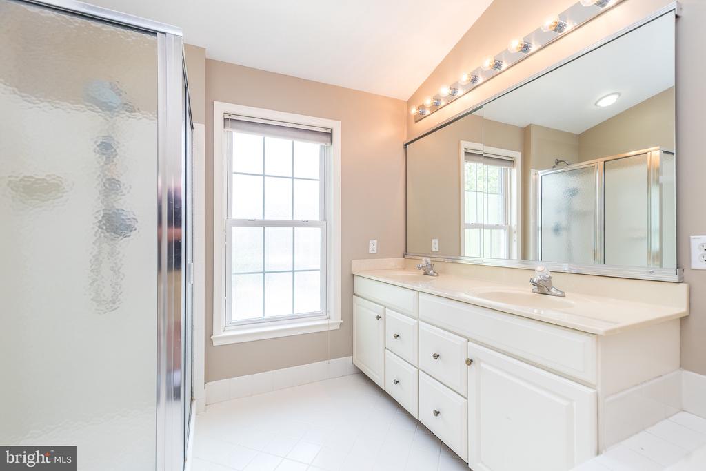 3138 E BRIGHTON STREET Unit: 37