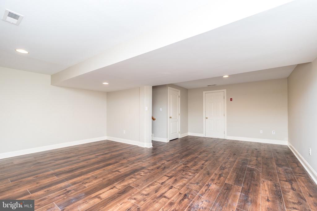 3138 E BRIGHTON STREET Unit: 37