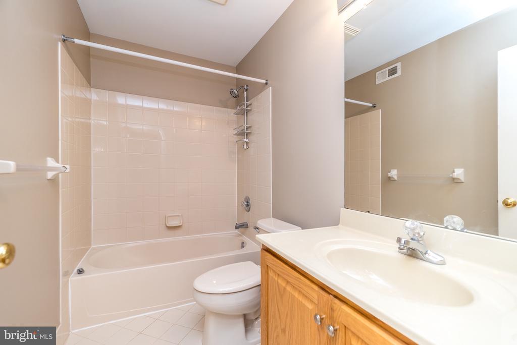 3138 E BRIGHTON STREET Unit: 37