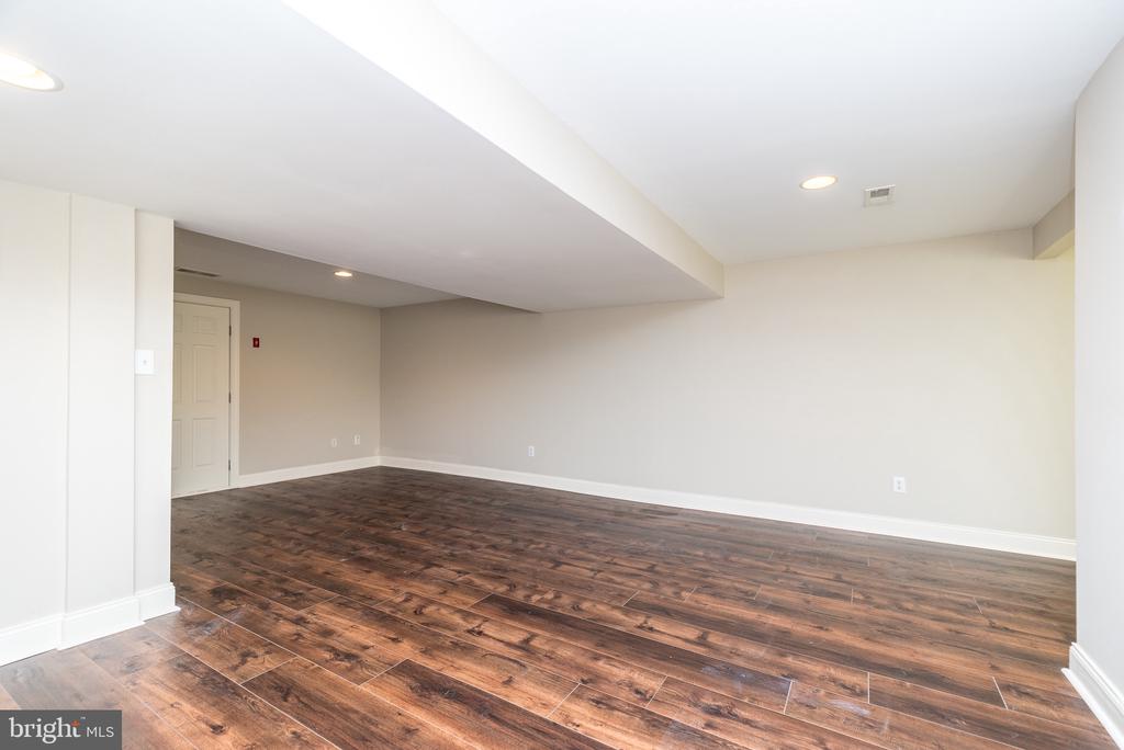 3138 E BRIGHTON STREET Unit: 37
