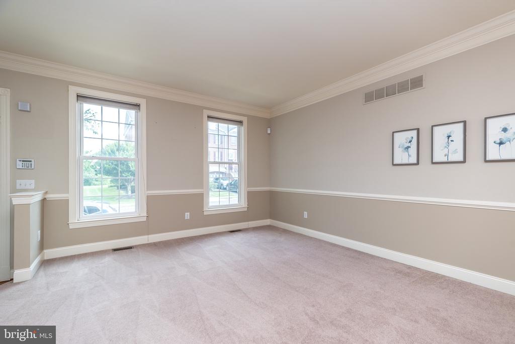 3138 E BRIGHTON STREET Unit: 37