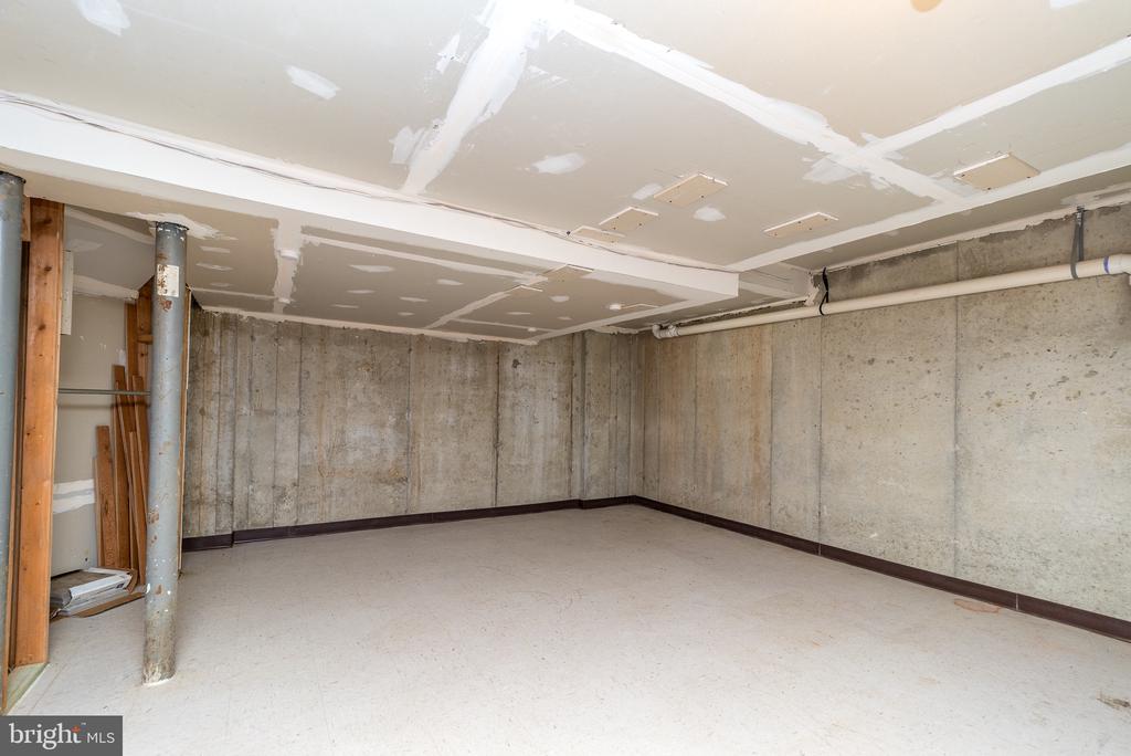 3138 E BRIGHTON STREET Unit: 37