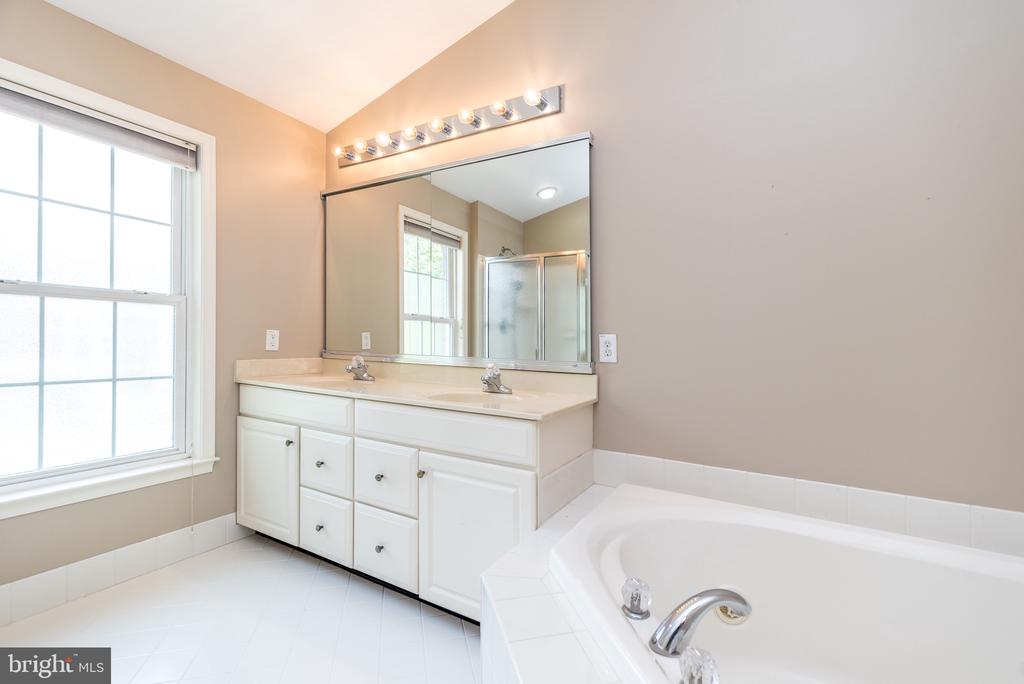 3138 E BRIGHTON STREET Unit: 37