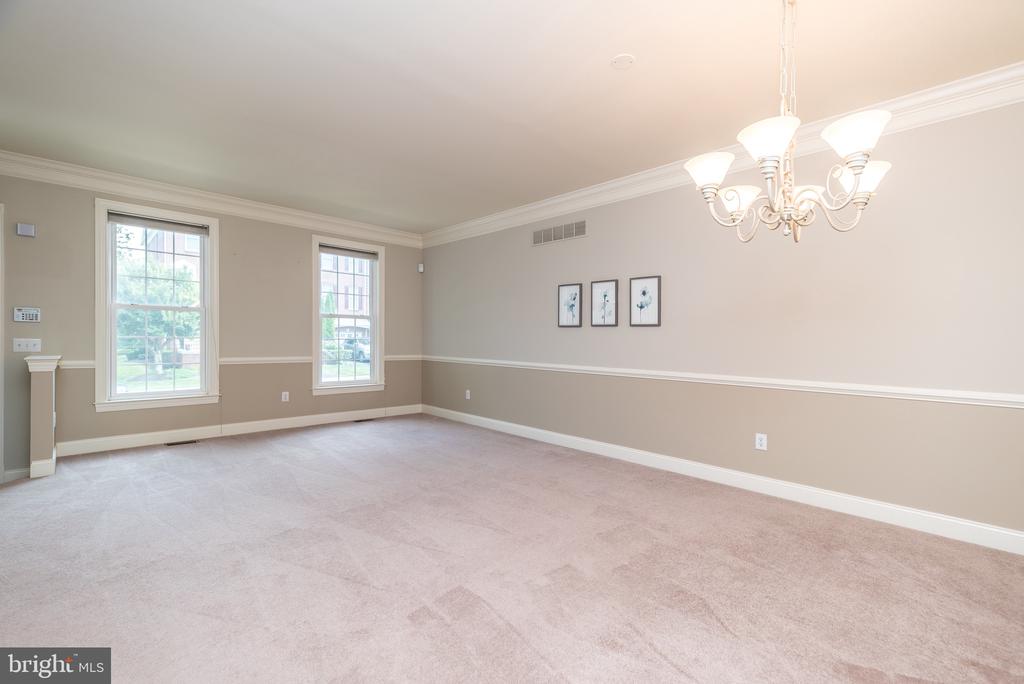 3138 E BRIGHTON STREET Unit: 37