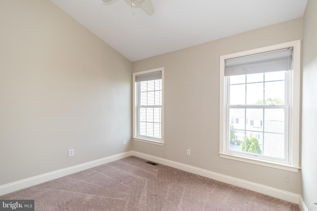 3138 E BRIGHTON STREET Unit: 37