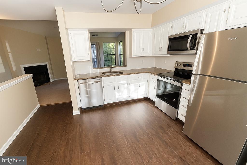 122 BASSWOOD COURT