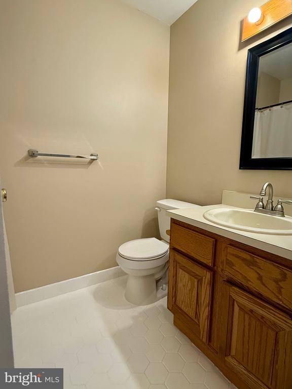 122 BASSWOOD COURT